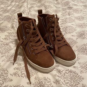 Steve Madden Cornell Hidden Wedge High Top Sneaker Cognac Sue